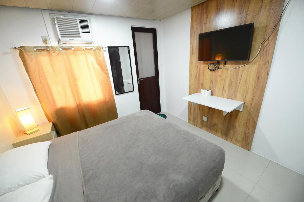 Cebu Courtyard Hotel Lapu-Lapu City Buitenkant foto