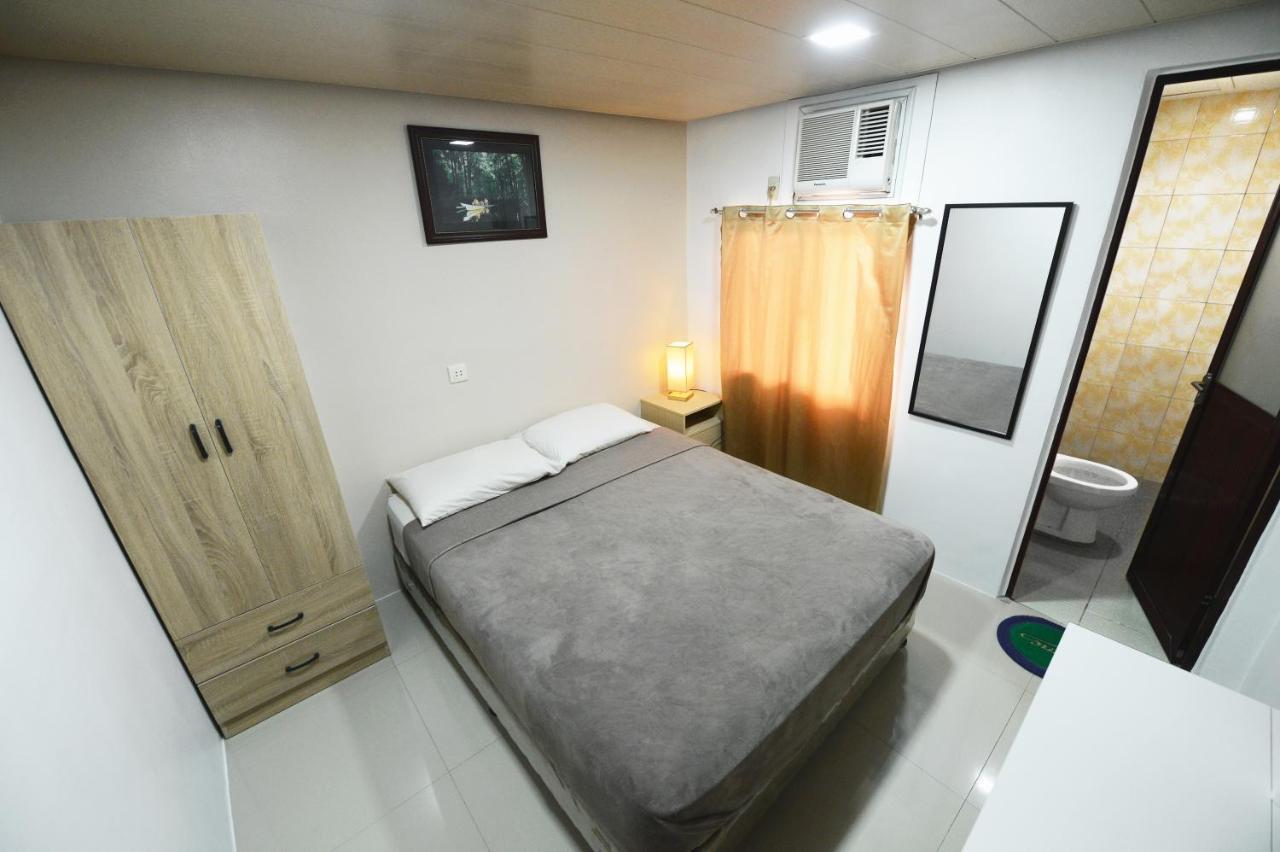 Cebu Courtyard Hotel Lapu-Lapu City Buitenkant foto